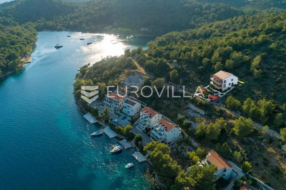 lastovo, pasadur, novogradnja, dvoetažni stan 101 m² - slika 18