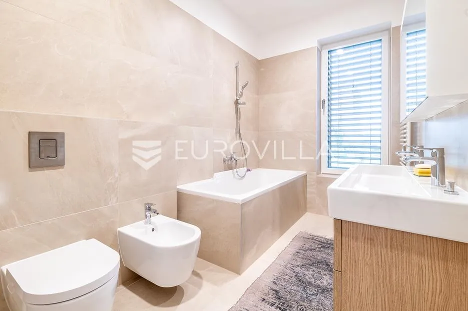 zagreb, bužanova, b blok, luksuzan trosoban stan 119,33 m² - slika 6
