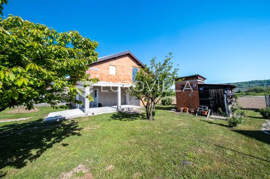 zaprešić okolica, prudnice, funkcionalna kuća 200 m² - slika 9