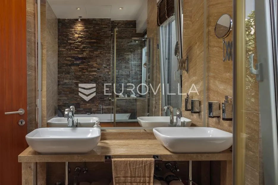 dubrovnik, penthouse s vanjskim bazenom na iznimnoj lokaciji - slika 9