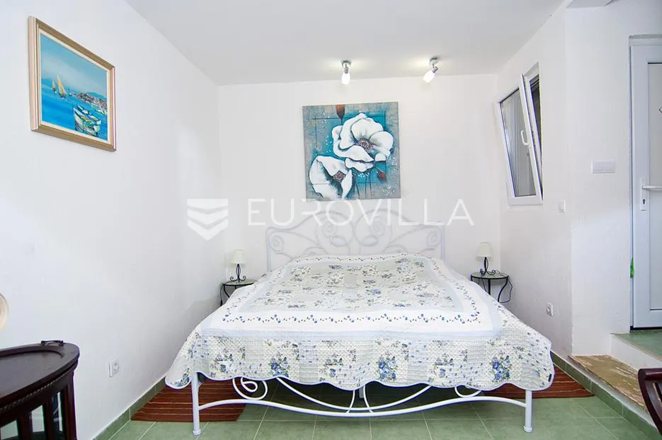 drvenik veliki, prekrasna kuća s pogledom na more - slika 19
