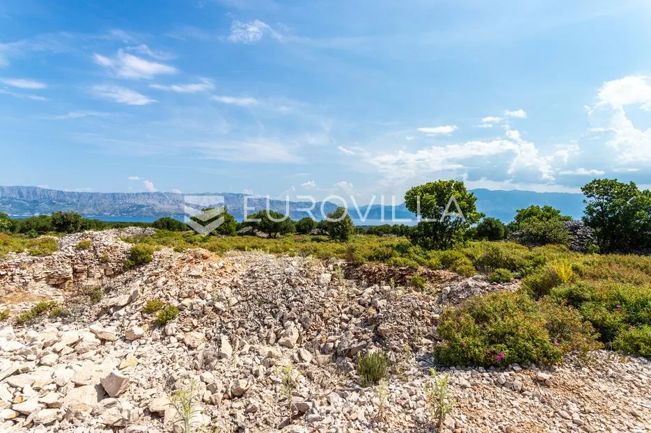 otok brač, pučišća, ekskluzivna investicija, zemljište ukupne površine 10.343 m² s građevinskom dozv - slika 5