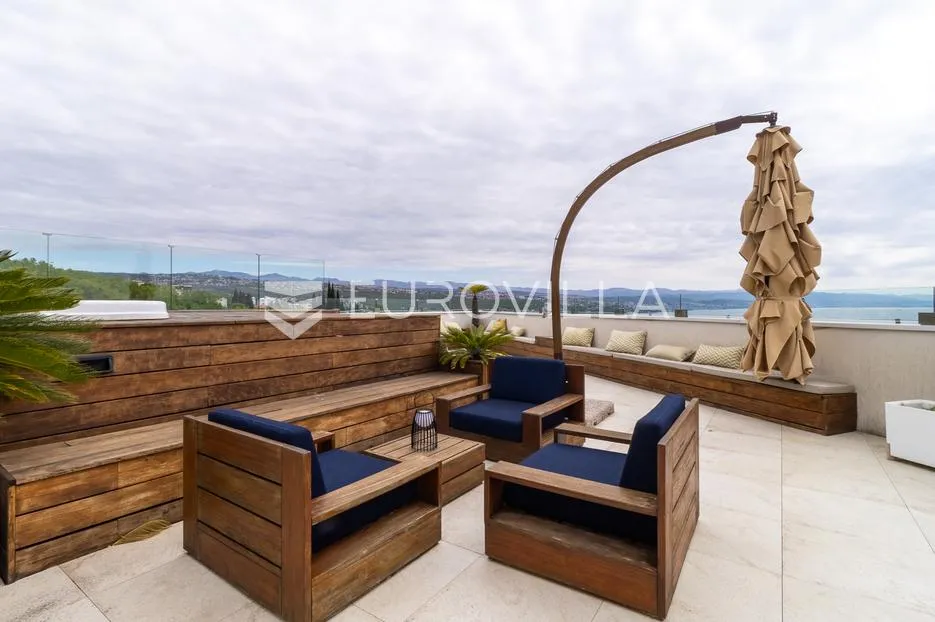 opatija, volosko, luksuzan penthaus 267 m², krovna terasa s jacuzzijem - slika 5