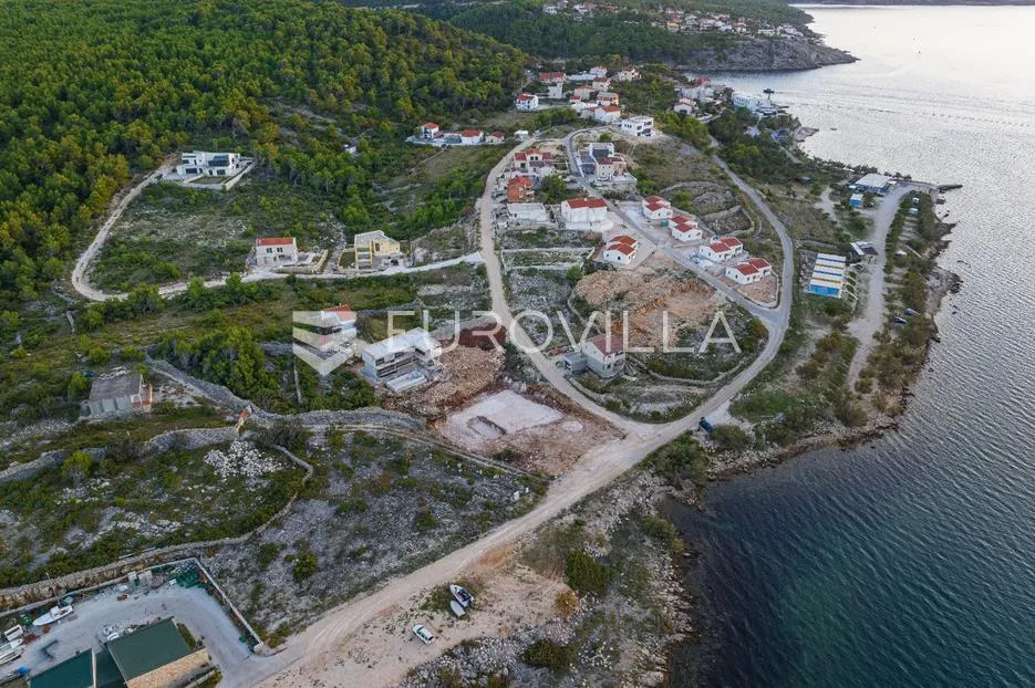 zadar, novigrad, atraktivno građevinsko zemljište 1400 m² od mora - slika 3