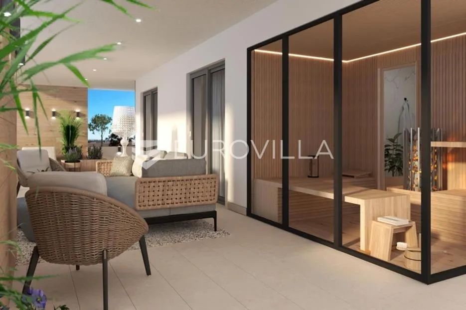 split, prekrasan penthouse s pogledom na more i grad - slika 5