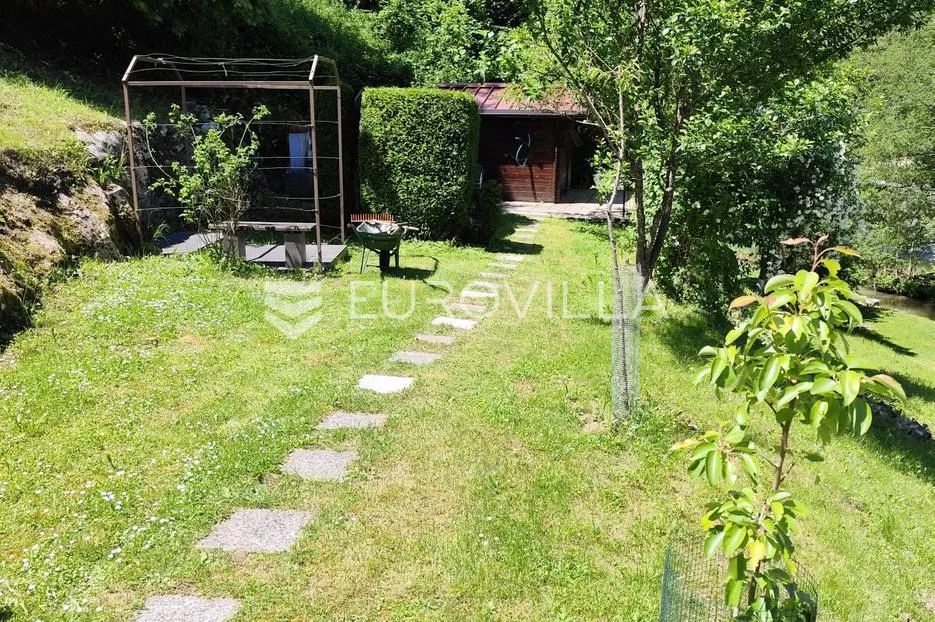 slunj, blagaj, kuća 90 m², s otokom uz samu rijeku koranu na parceli 7873 m² - slika 15