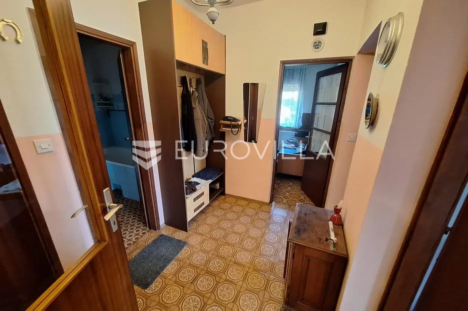 karlovac, stative, kuća 270 m², 40 m do rijeke dobre - slika 9