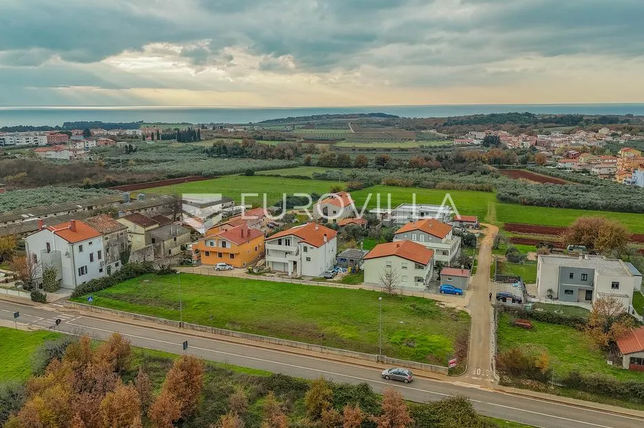 istra, novigrad, građevinsko zemljište 1.858 m2 stambene namjene - slika 6