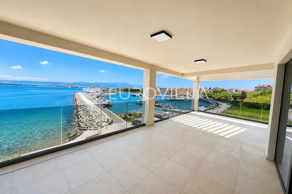 zadar, privlaka, luksuzni dvosoban stan 1. red do mora, 126,38 m² - slika 6