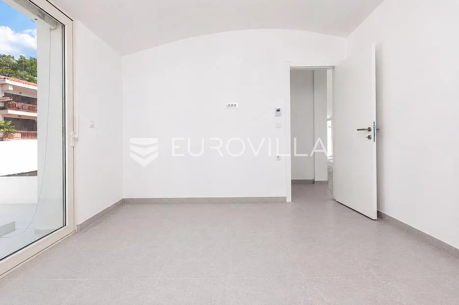 opatija privé, ekskluzivan trosoban penthaus 84 m², bazen, teretana - slika 13