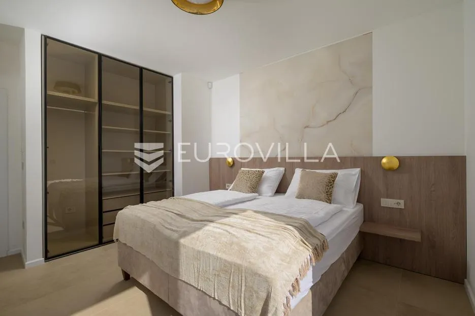 istra, rovinjsko selo, moderna kuća 210 m² s grijanim bazenom, saunom i jacuzzijem - slika 14