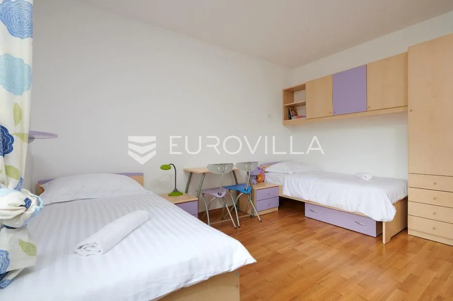 trogir, saldun, dvosoban stan površine 90 m2 s pogledom na more - slika 15