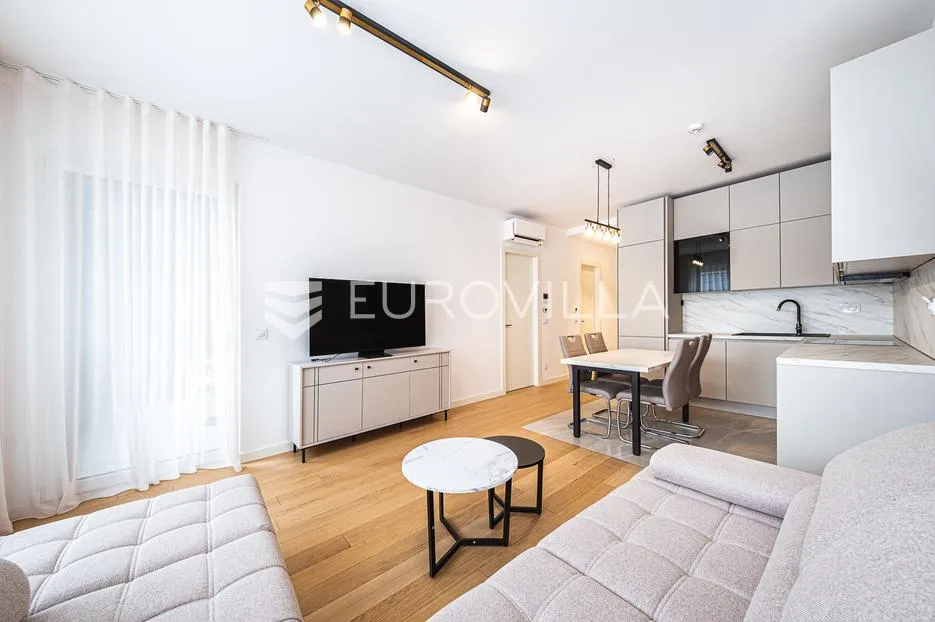 zagreb, heinzelova, vmd, dvosoban stan 52 m² - slika 2