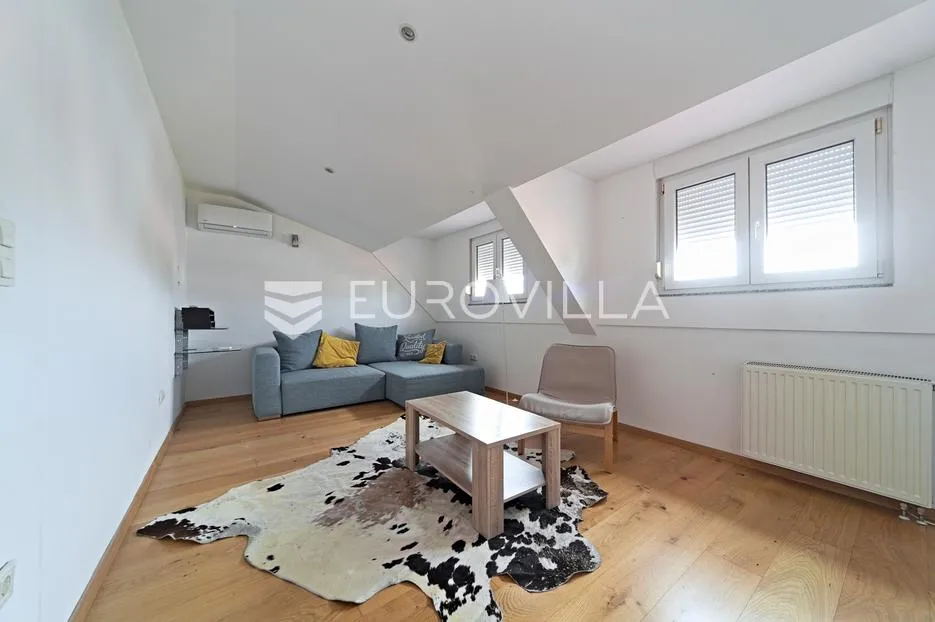osijek, gornji grad, najam, dvoetažni stan uredi 243 m² zatvorenog prostora - slika 22