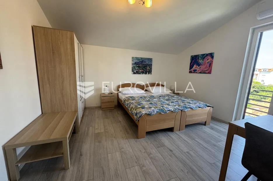 istra, rovinj, top lokacija: prostrani dvosoban stan 100m2 na 2. katu s pogledom na more - slika 17