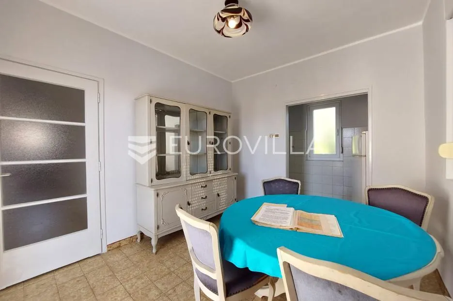 istra, pula, prostran stan na vidikovcu, 141,38 m², parkirno mjesto - slika 1