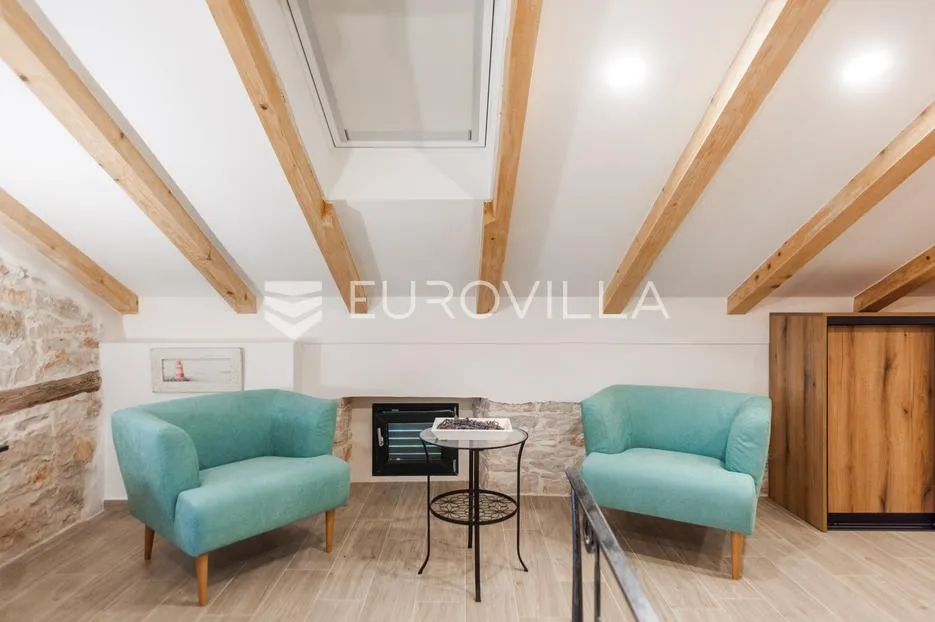 istra, umag, autentična istarska kamena kuća 260 m², okružena zelenilom, 1349 m² okućnice - slika 51