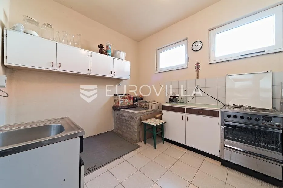 draž, podolje, prodaje se uređena vikendica površine 136 m² - slika 13