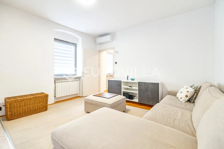 Zagreb, centar, prekrasan dvosoban stan 65 m² - Donji grad