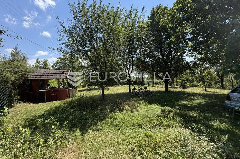 drenje, podgorje bračevačko, vikendica s velikim potencijalom u blizini jezera borovik - slika 17