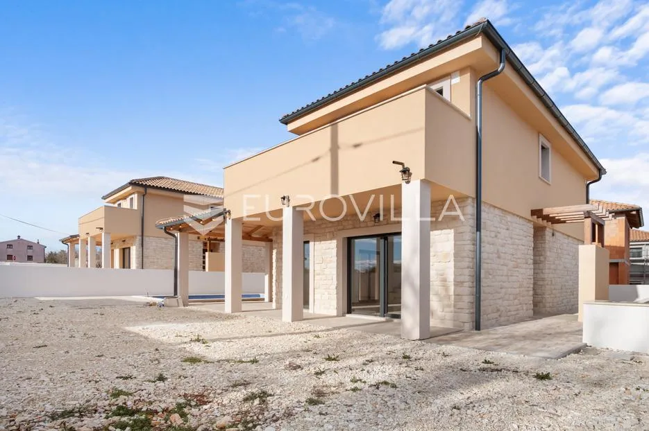 istra, svetvinčenat, cukrići, vila 155 m², terasa s ljetnom kuhinjom, bazen, 2 parkirna mjesta - slika 15