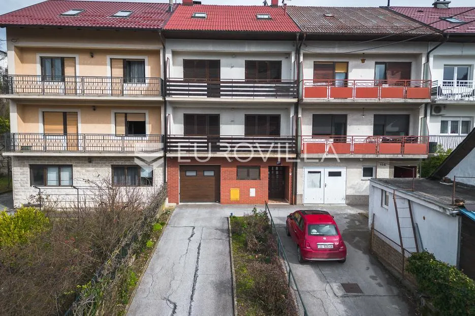 zagreb, mlinovi, odlična kuća u nizu s vrtom, garaža - slika 49