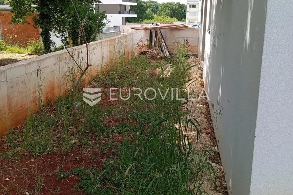 istra, medulin, dvosobni stan s vrtom u novogradnji, uporabna dozvola - slika 7