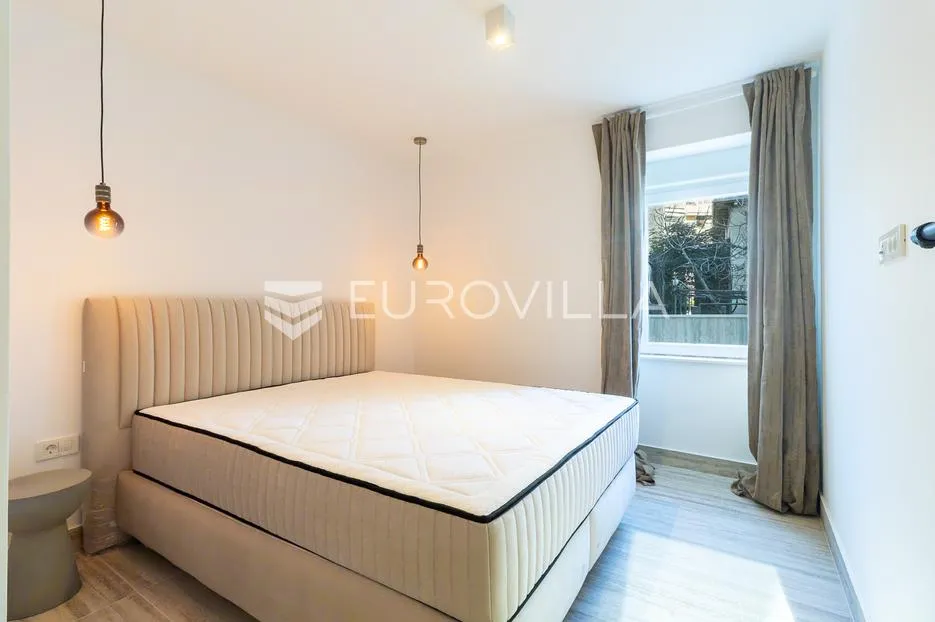 rijeka, podmurvice, prekrasan trosoban stan nkp 70 m2 - slika 8