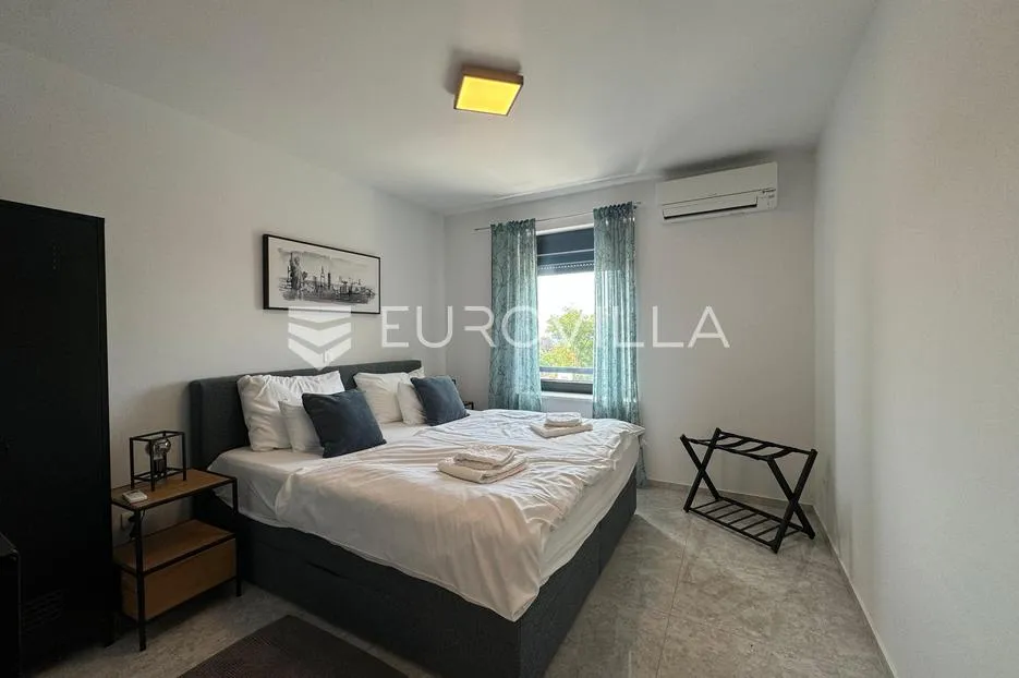 istra, pula, pješčana uvala, dvosoban stan s pogledom na more, garaža, 115,64 m² - slika 9
