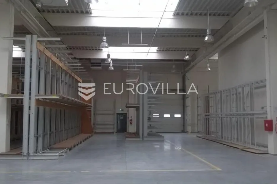 karlovac, poslovna zgrada 9091 m² skladišno proizvodne namjene - slika 2