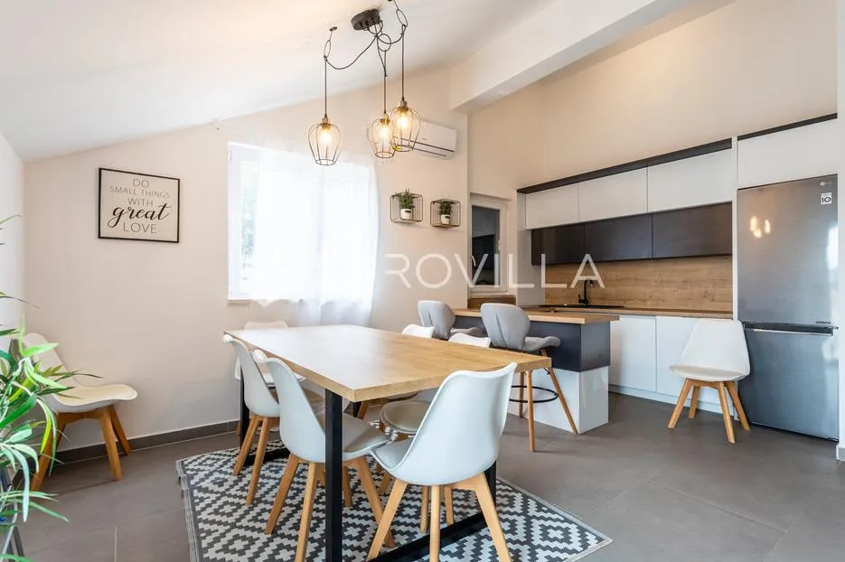 milna, uvala osibova, kuća s bazenom i pogledom na more ukupne površine 318 m² - slika 3