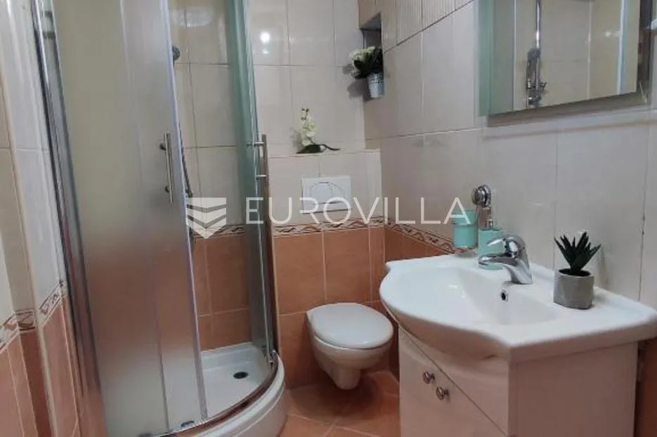kaštel stari, lijep studio apartman za najam - slika 3