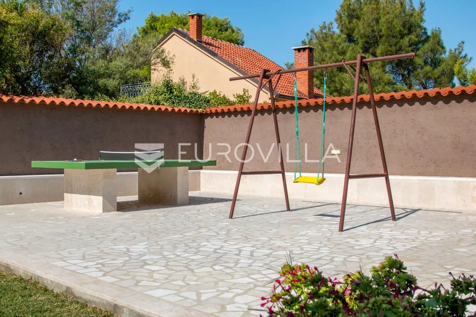 istra, premantura, unikatna vila s panoramskim pogledom, na velikoj uređenoj okućnici - slika 11