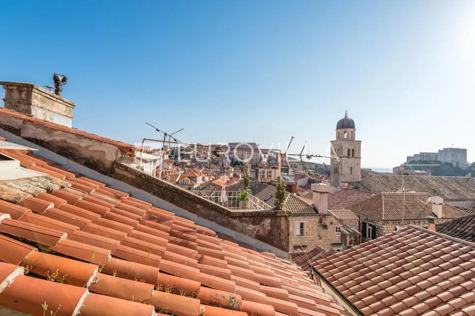 dubrovnik, stari grad, rustikalna kamena kuća - slika 8