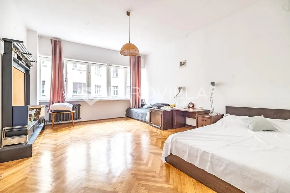 zagreb, trg bana jelačića, četverosoban stan 145, 90 m2 - slika 3
