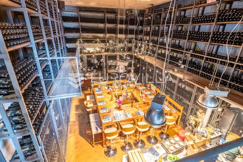 Zagreb, Ilica uređen poslovni prostor restoran 172 m² - Grmoščica