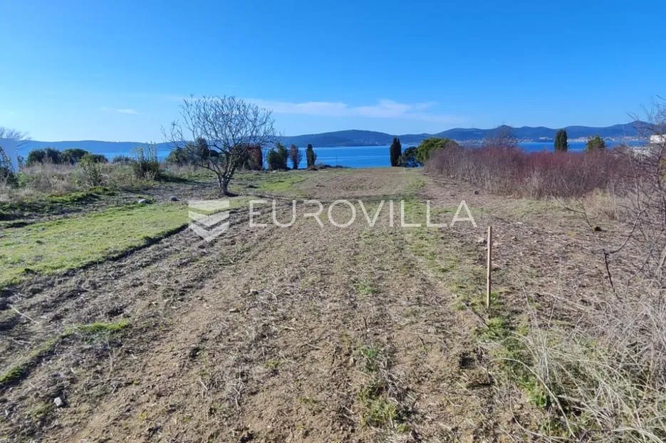 Zadar, Arbanasi, građevinsko zemljište 2. red do mora