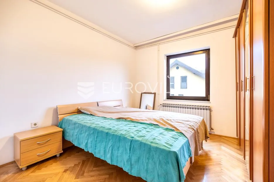 zagreb, naumovac, luksuzna vila s četiri odvojen stana - slika 15