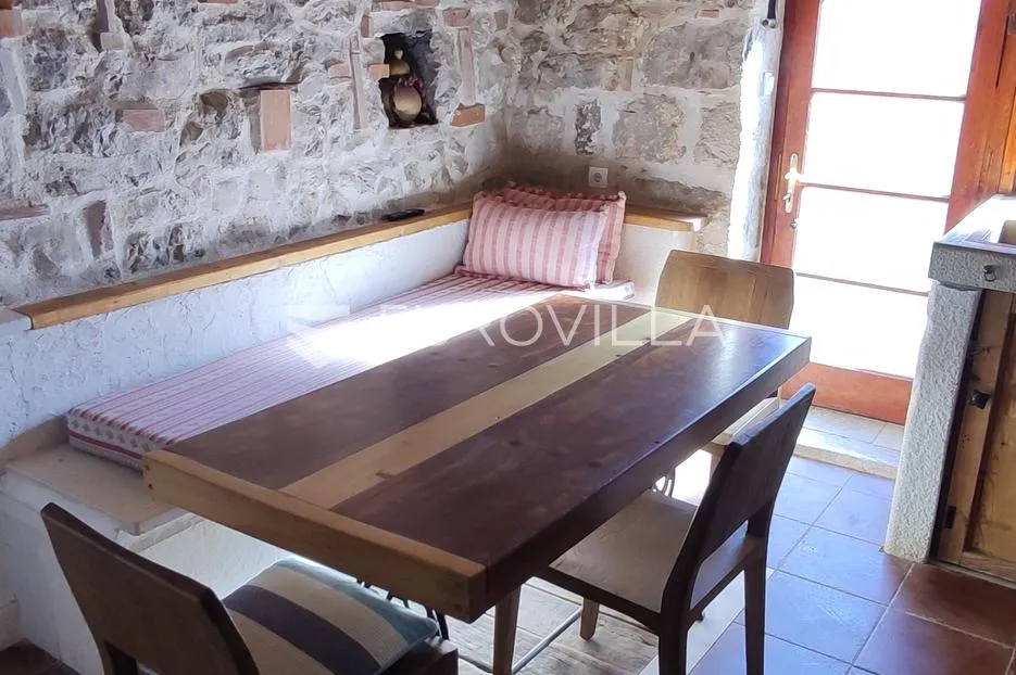 hvar, gdinj, kompletno renovirana kamena kuća u nizu - slika 4