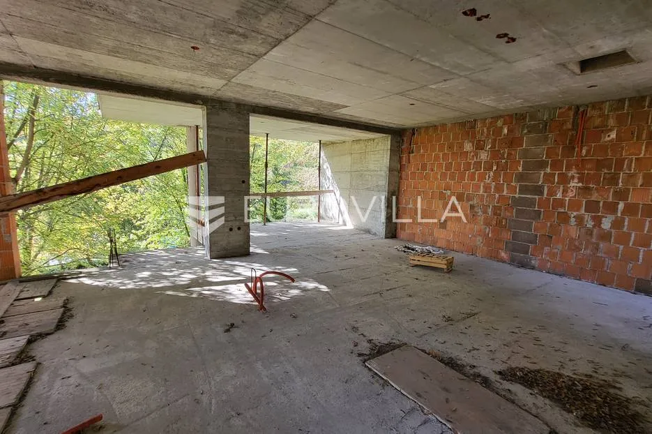 sveta nedelja, srebrnjak, roh bau vila nkp 400 m2 na zemljištu 4852 m2 - slika 13