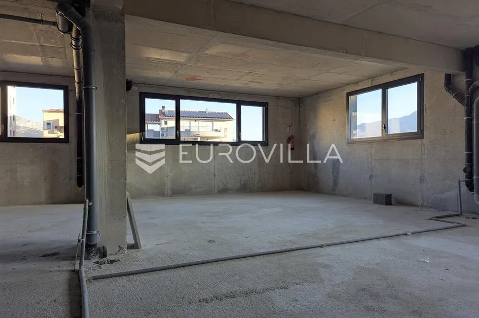 split, mejaši, roh-bau poslovni prostor ukupne površine 188 m2 - slika 6
