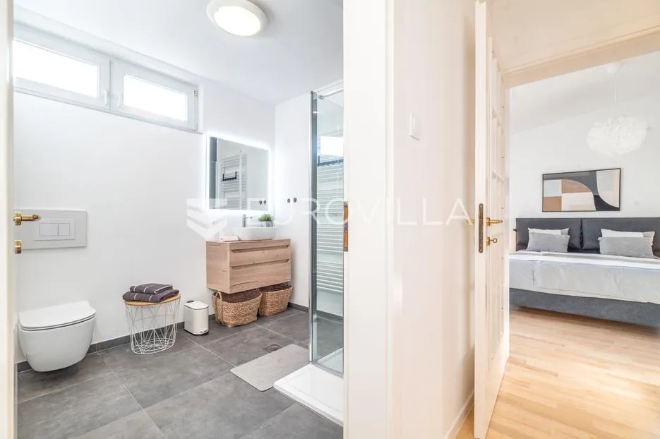 šalata najam komforan potpuno renoviran trosoban stan 140 m² - slika 9