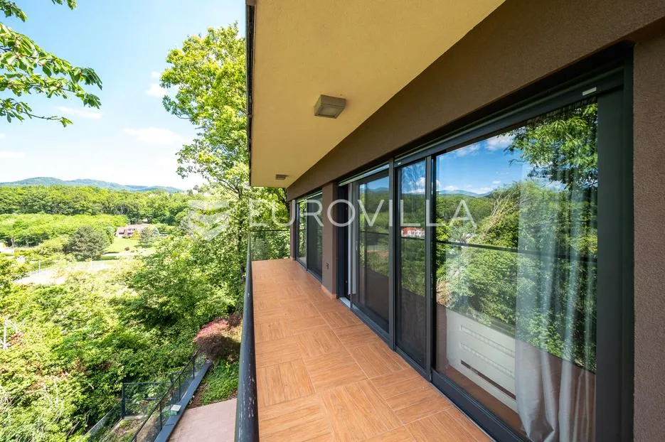 zagreb, vrhovec, moderna obiteljska kuća 419 m² - slika 6