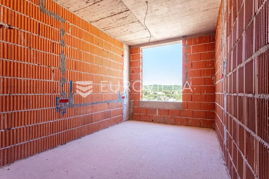 vodice, lijep dvosoban stan s pogledom na more, 97,28 m² - slika 13