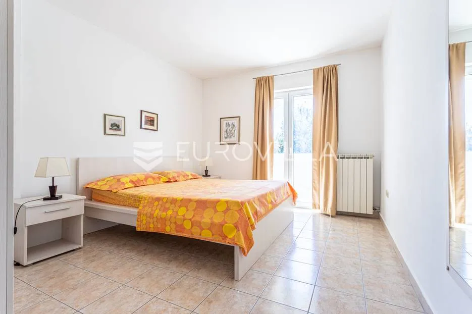 sevid, apartmanska kuća 50 metara od mora - slika 15