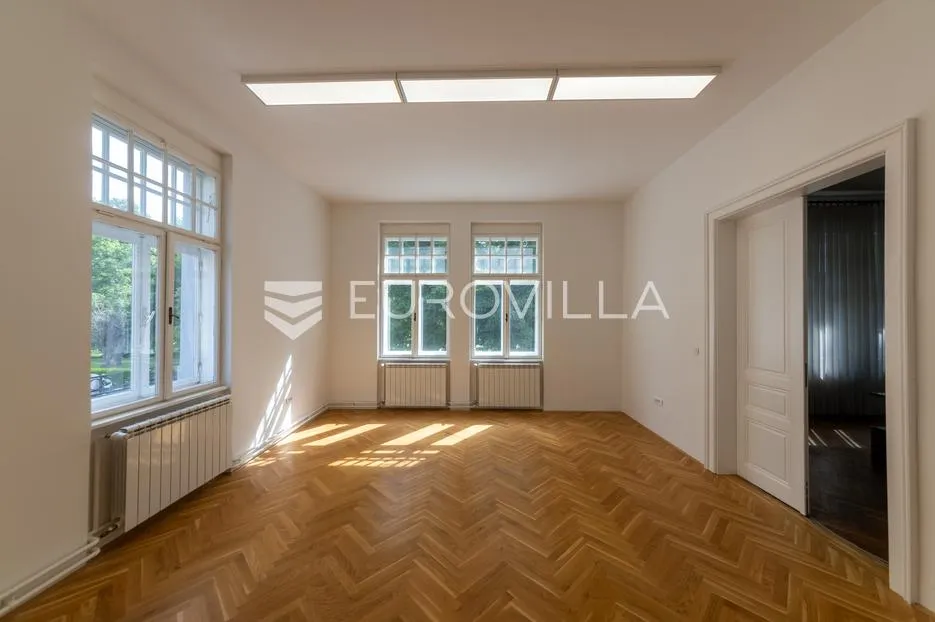 osijek, centar, zakup, opremljena poslovna zgrada prizemlje 650 m² - slika 24