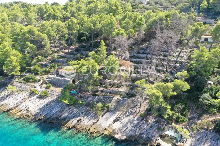 korčula, atraktivno građevinsko zemljište 1.red uz more - slika 2