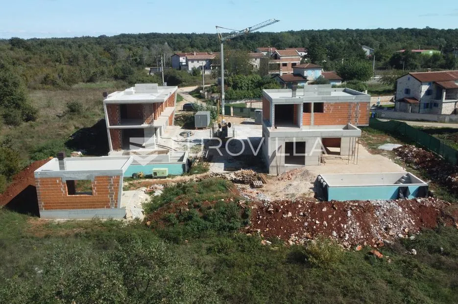 luksuzna vila u baderni, poreč - oaza mira i elegancije - slika 12