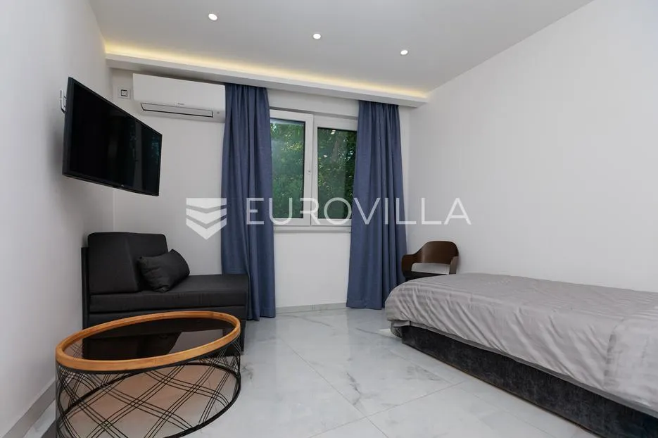 rijeka, kostrena, paveki villa s 2 stana, pomoćnim objektom i bazenom, 279 m² - slika 29