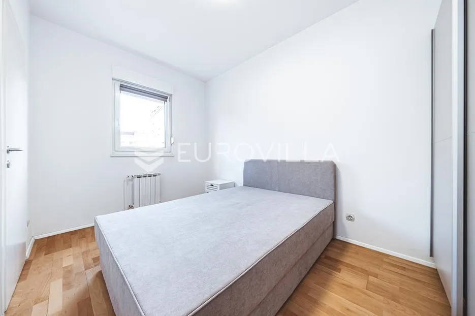 zagreb, malešnica, predivan četverosobni stan 83.25 m² - slika 6